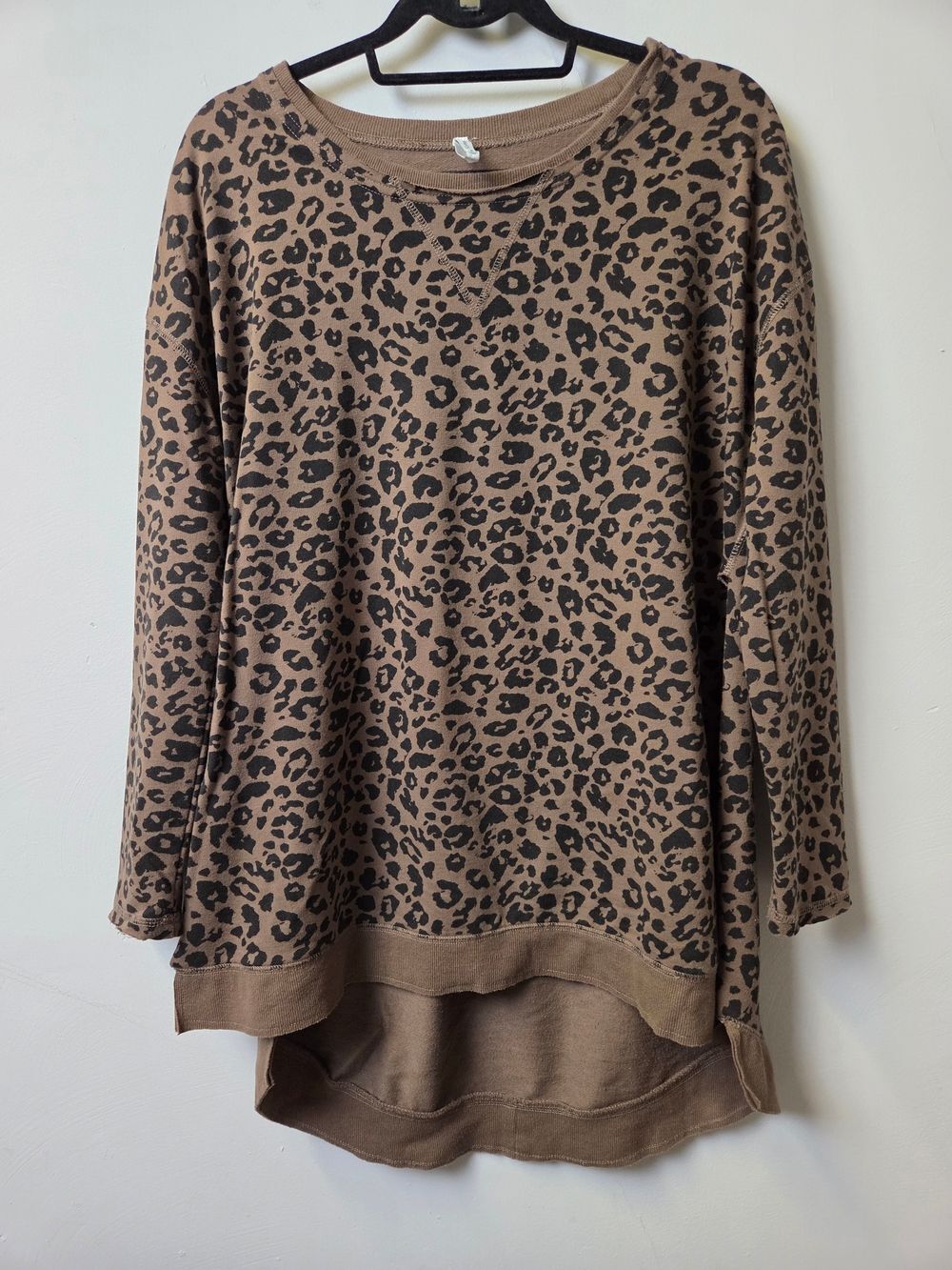 Z Supply Brown Leopard-Print Long Sleeve Light Leggings Sweatshirt